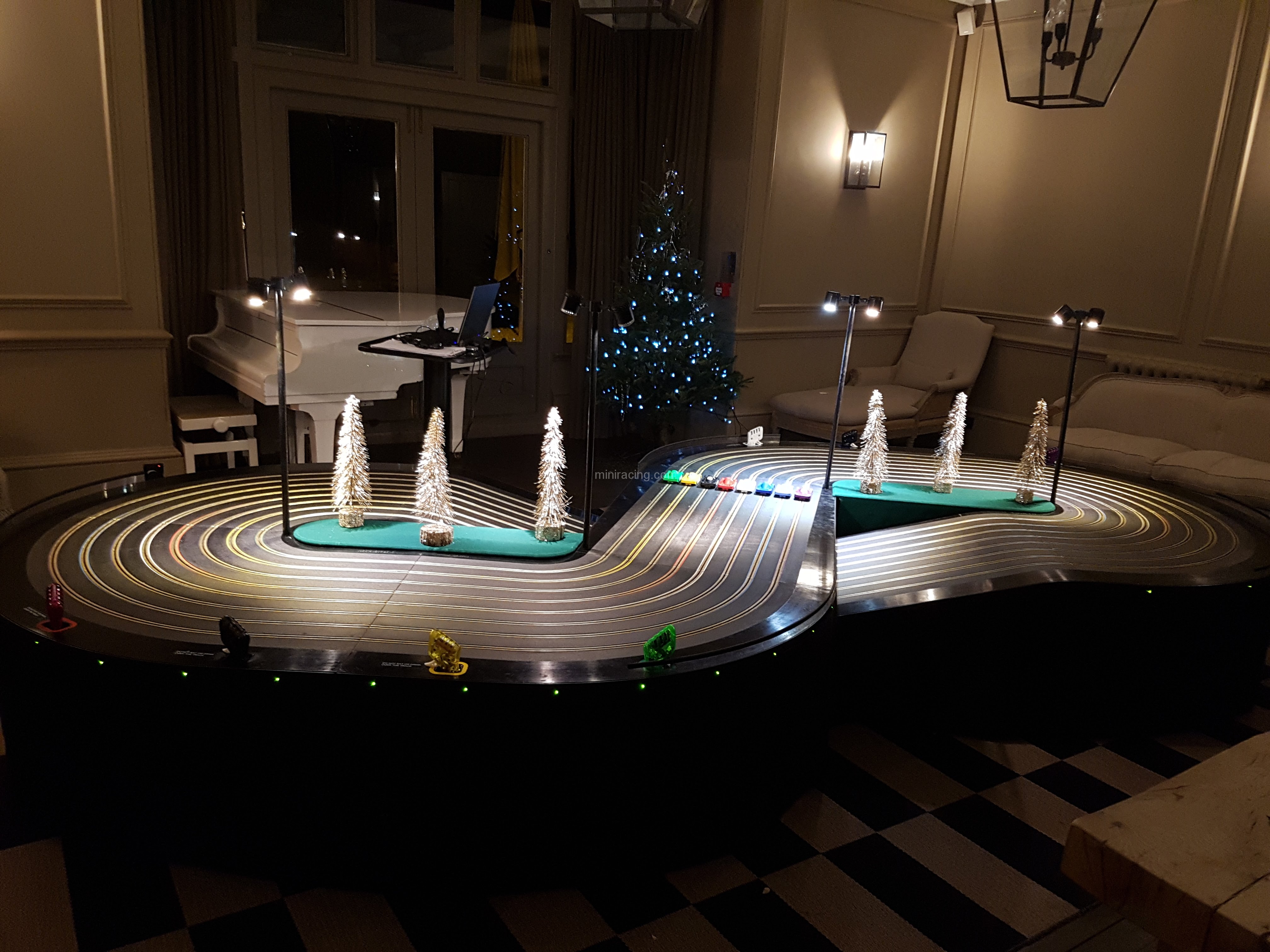 christmas-party-entertainment-giant-scalextric-hire-near-me-